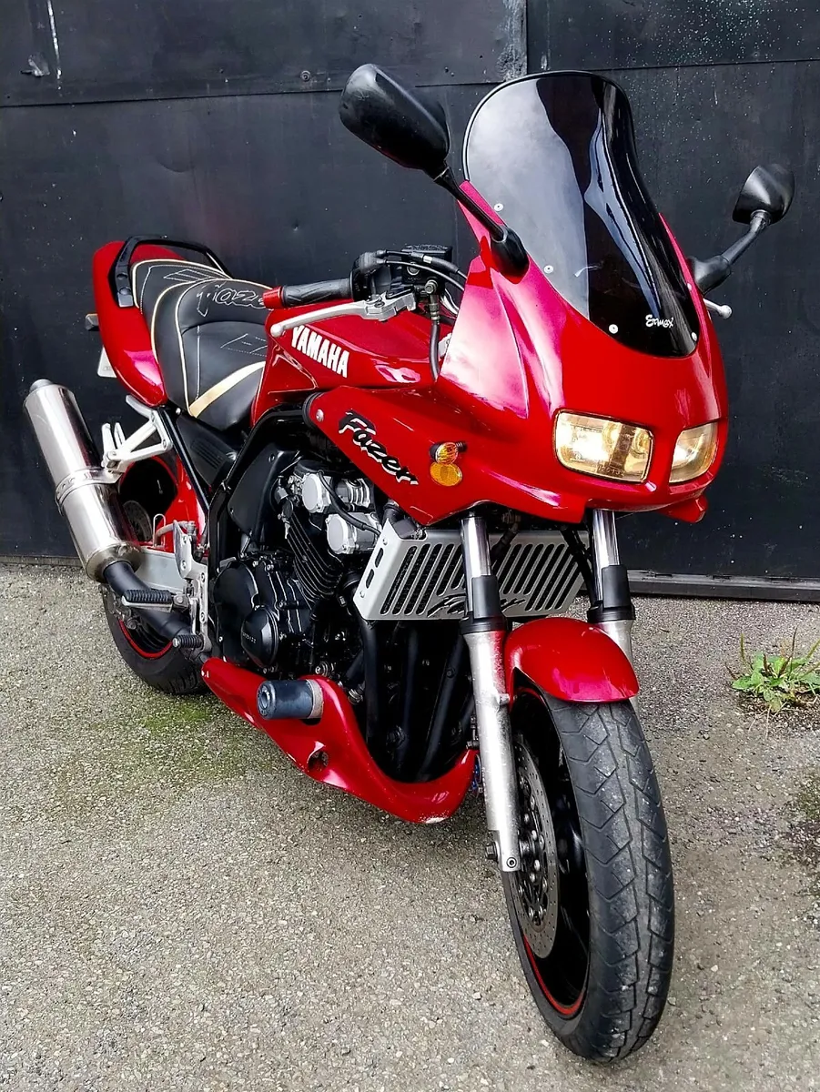 YAMAHA FAZER FZR 600 - Image 3