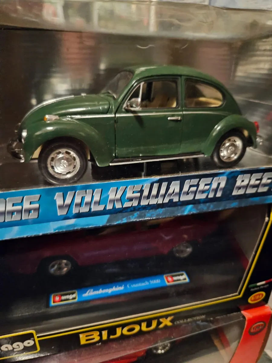 Corgi Redbox VW Beetle 1.24 - Image 2