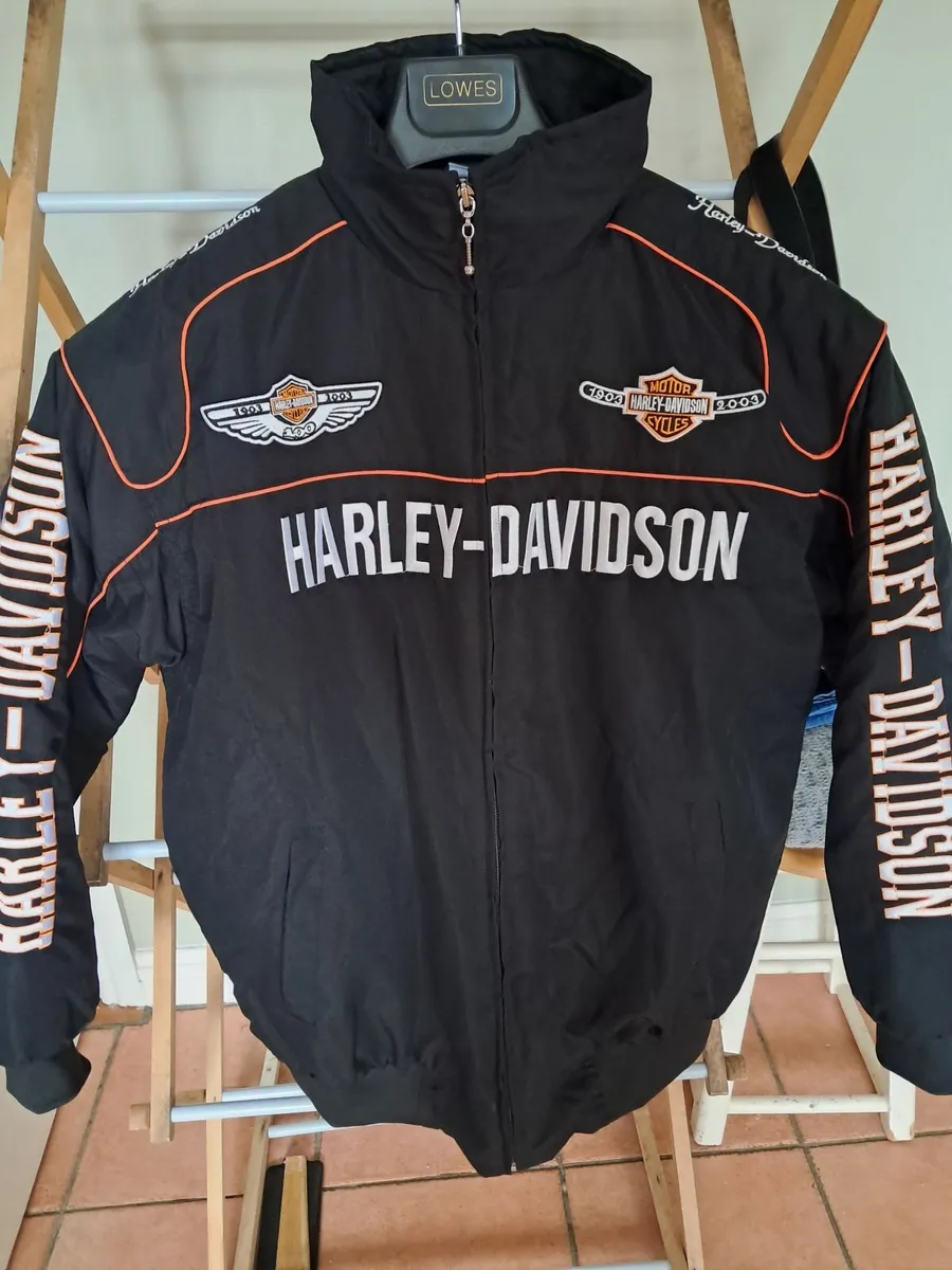 Ladies harley davidson cloths - Image 1