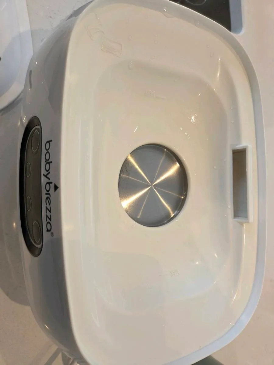 Baby Brezza Steriliser Dryer - Image 4