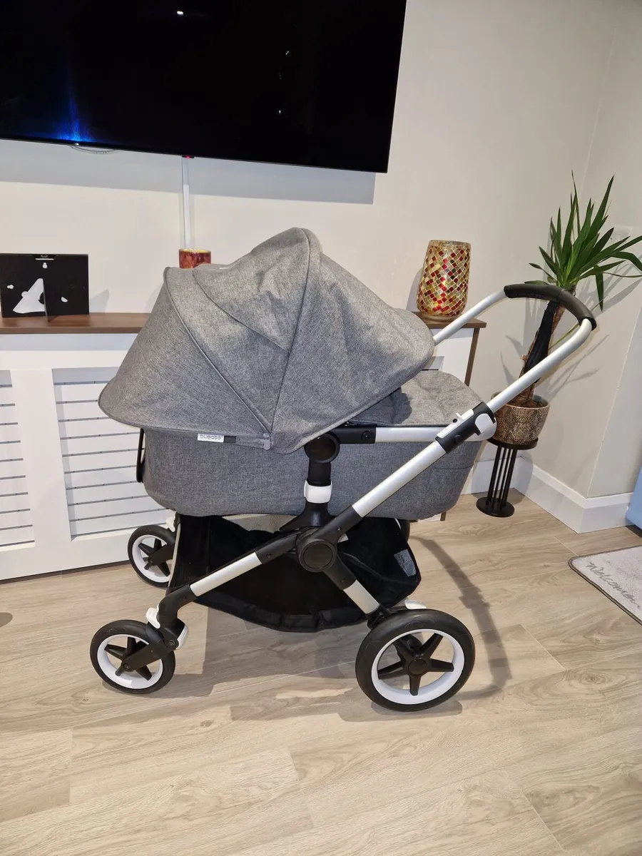 Must See Bugaboo Fox with car seat Immaculate - Image 3