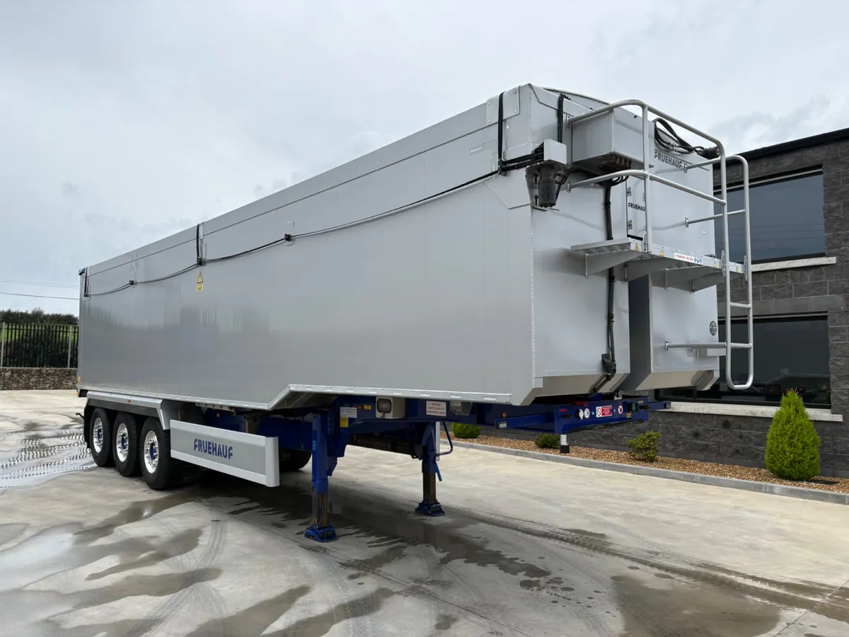 Fruehauf Tipper - Image 1
