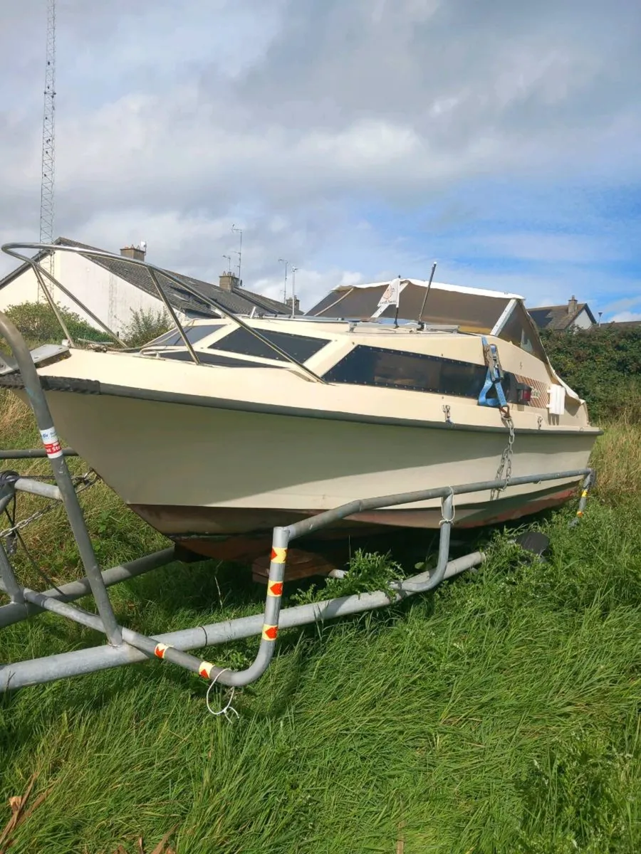 Boat engine and trailer for sale - Image 2