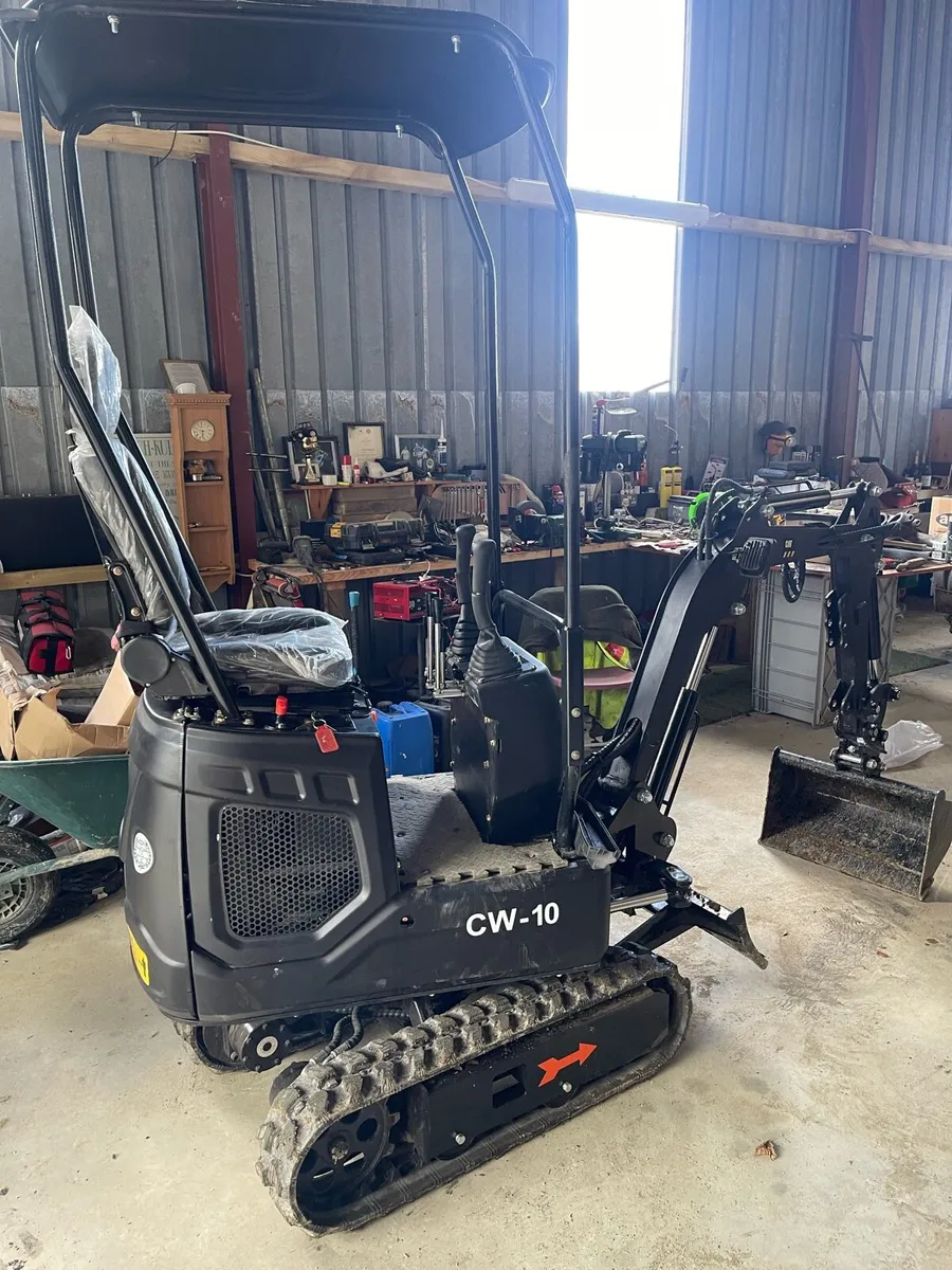 1 tonne mini Digger - Image 1