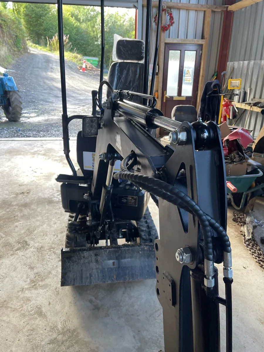 1 tonne mini Digger - Image 2