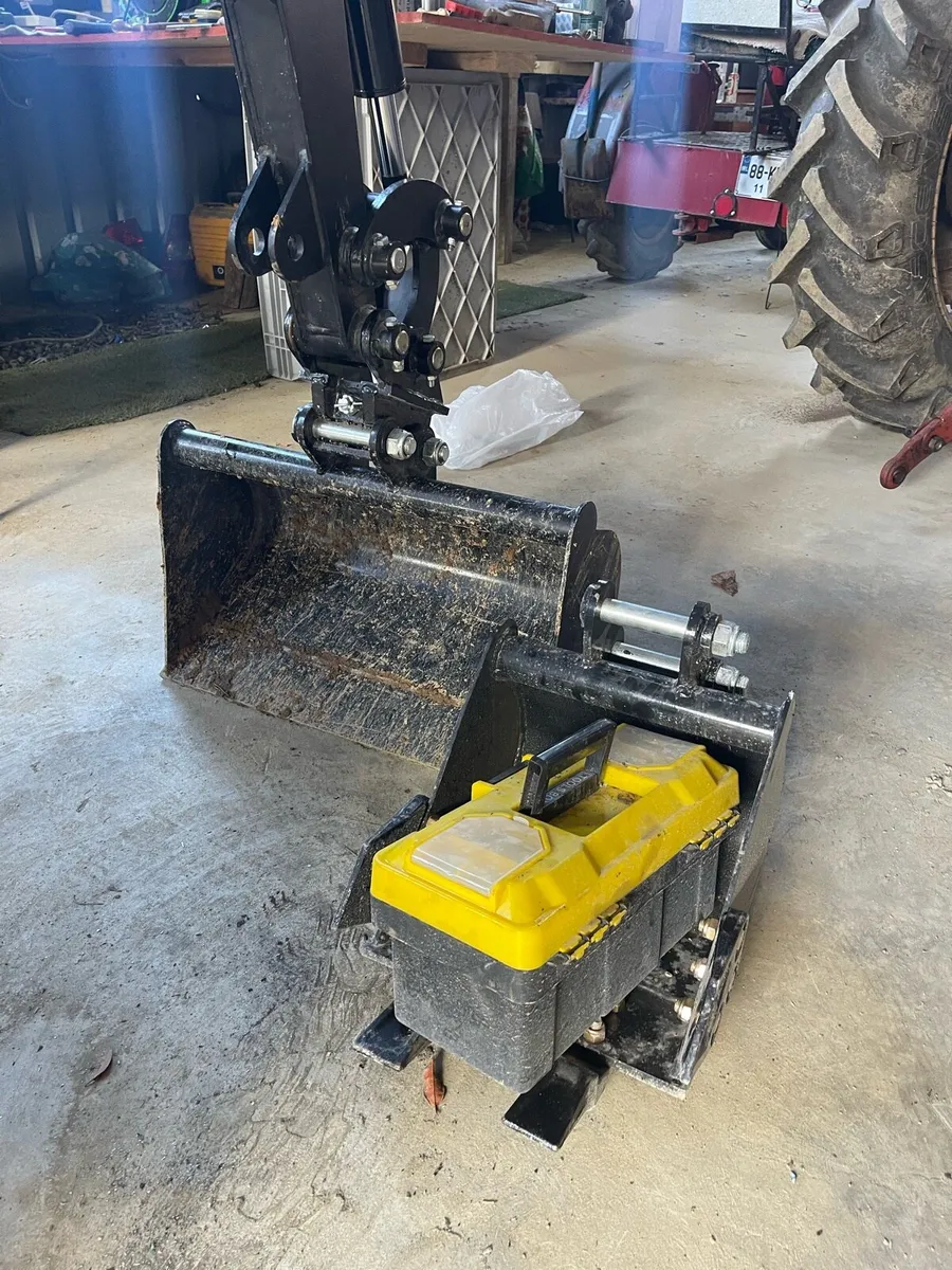1 tonne mini Digger - Image 3