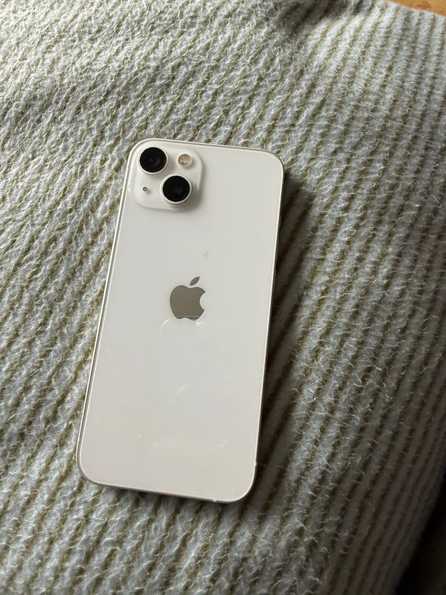 iPhone 13 - Image 1