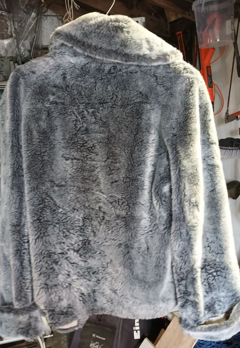 faux fur coax - Image 2