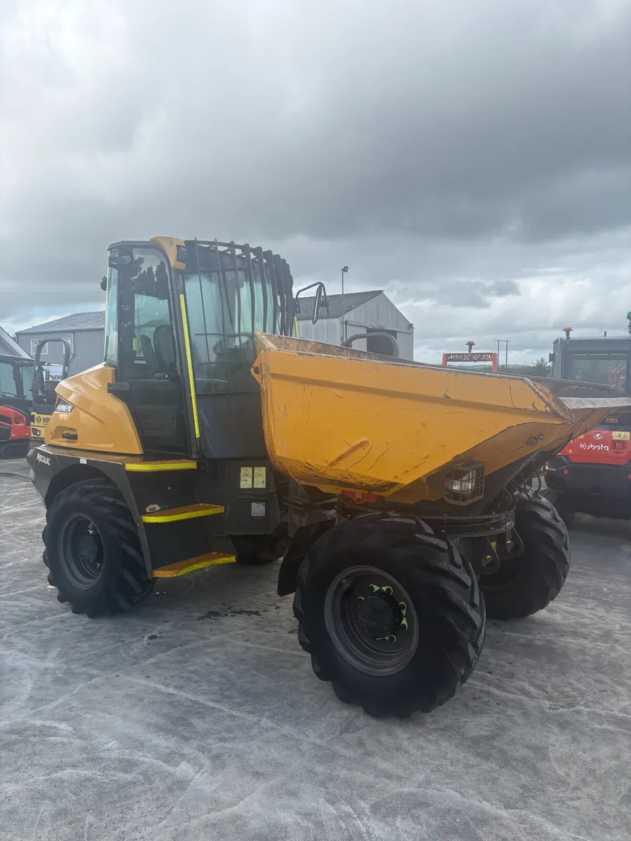 Mecalac 6 ton swivel cab dumper - Image 2