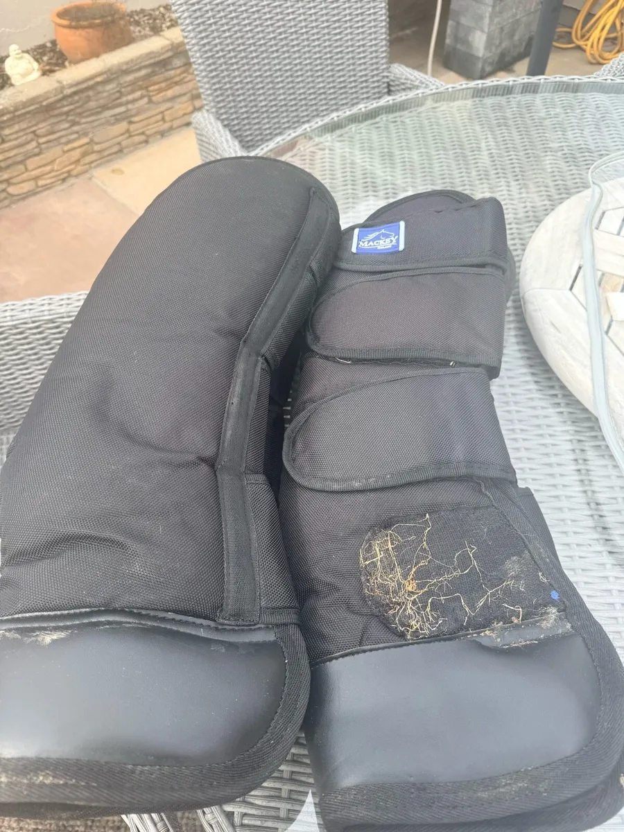 Pony travel boots & tail guard - Image 2