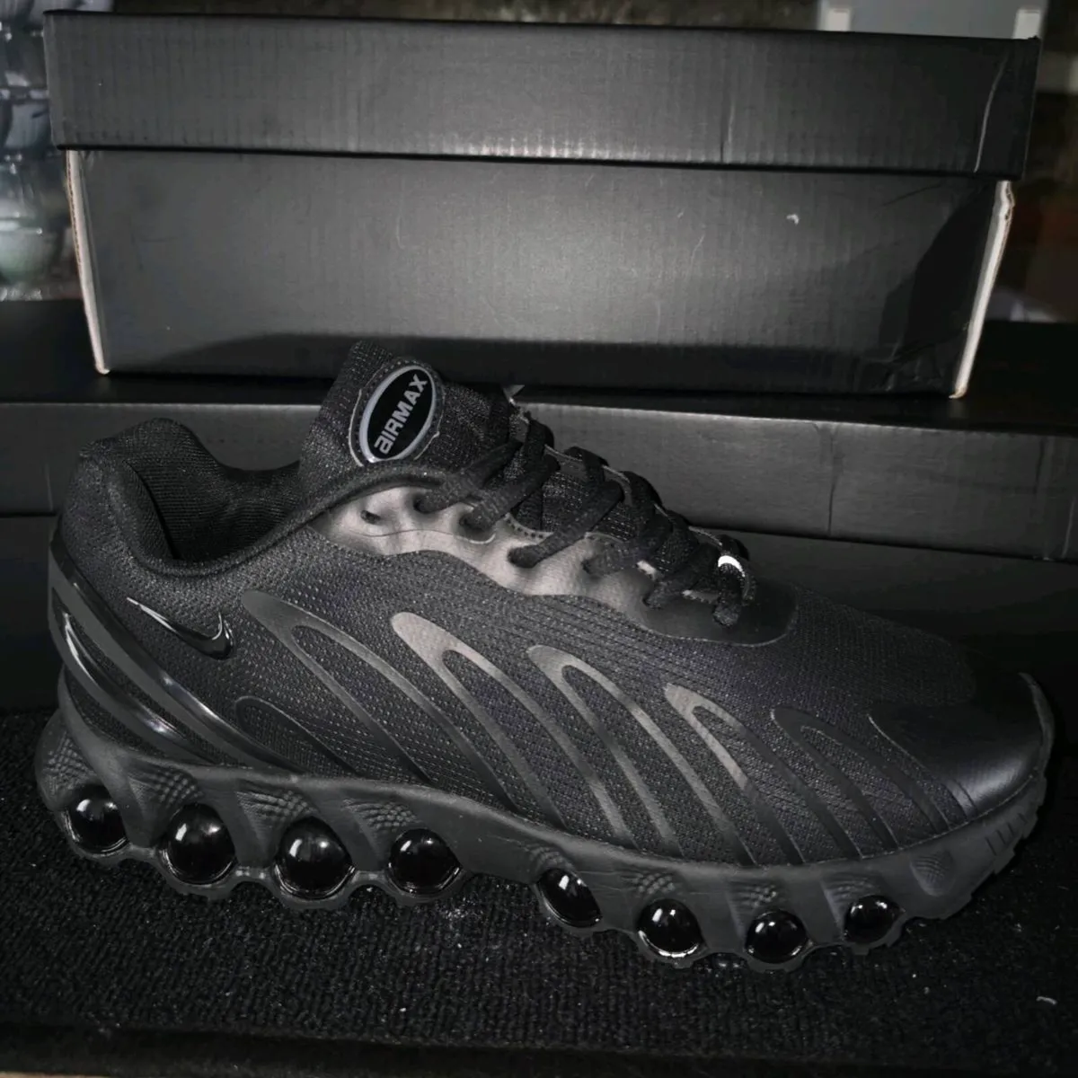 Nike - Image 2