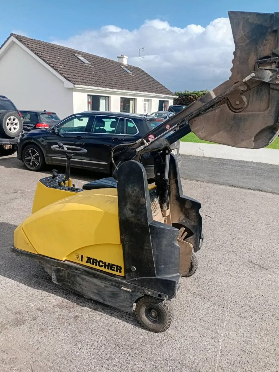 Karcher Yard sweeper - Image 3