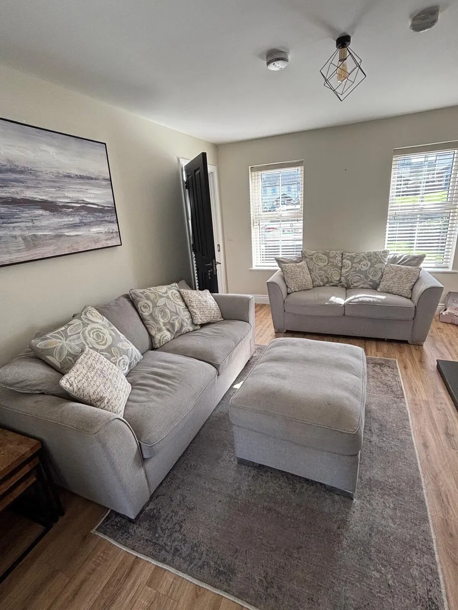 3 seater & 2 seater couch with foot stool - Image 1