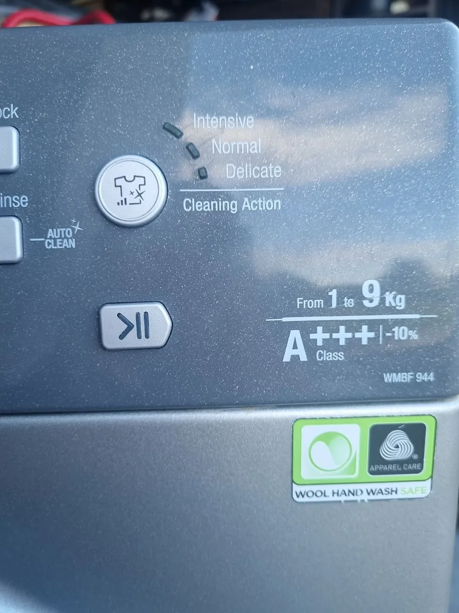 Hotpoint 9Kg Washing machine - Image 2