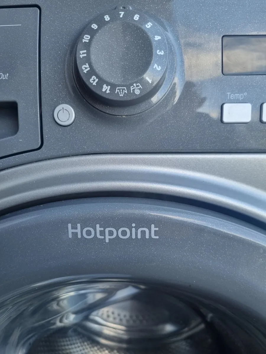 Hotpoint 9Kg Washing machine - Image 3