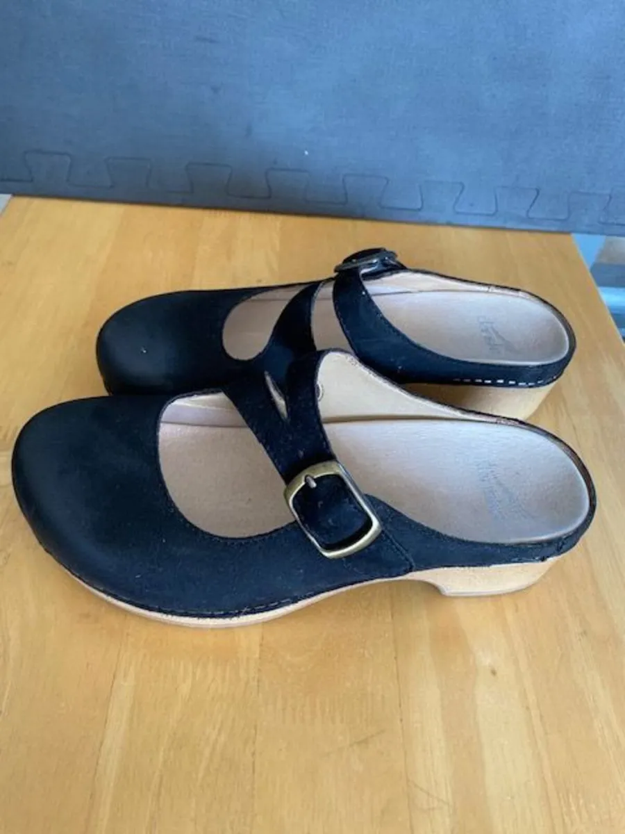 Clogs are new, unboxed, size 38 Black ( look navy - Image 2