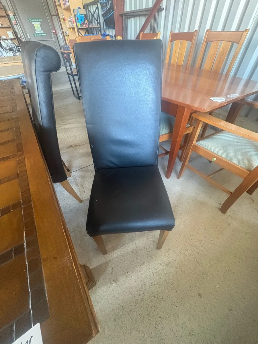 Tile top table and 5 chairs - Image 3