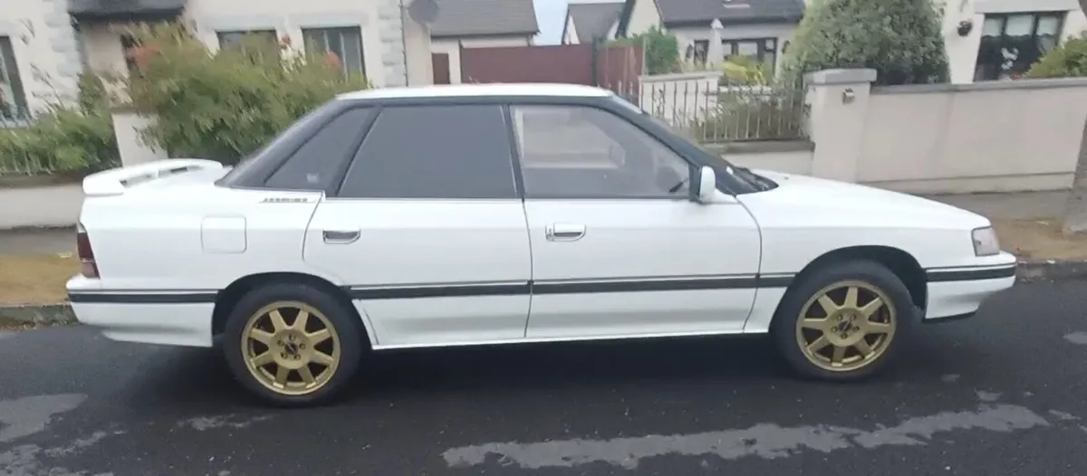 Subaru legacy MK1 BC5 2.0 4x4 - Image 4