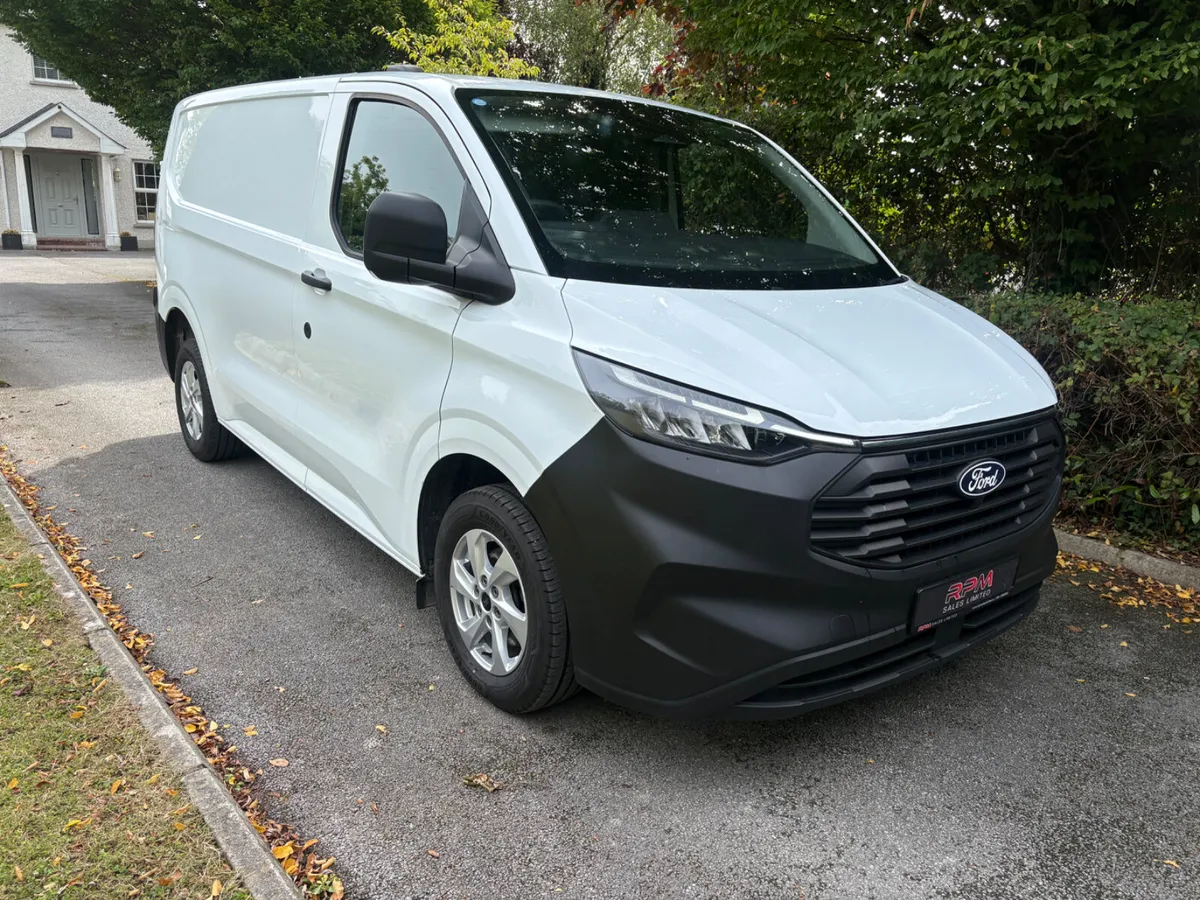 Ford Transit Custom 2024 - Image 1