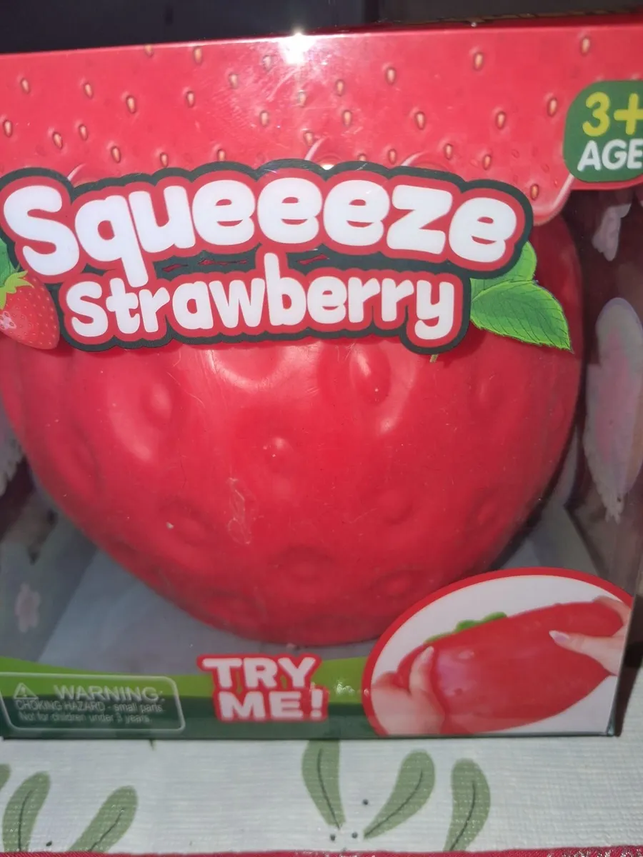 Squishy strawberry - Image 3
