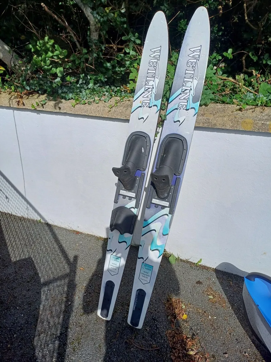 Water ski's - Image 2