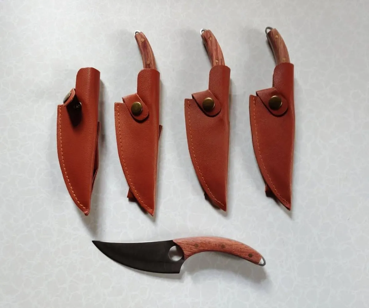 4 SMALL KITCHEN KNIVES WITH SHEATHS (NEW). - Image 1