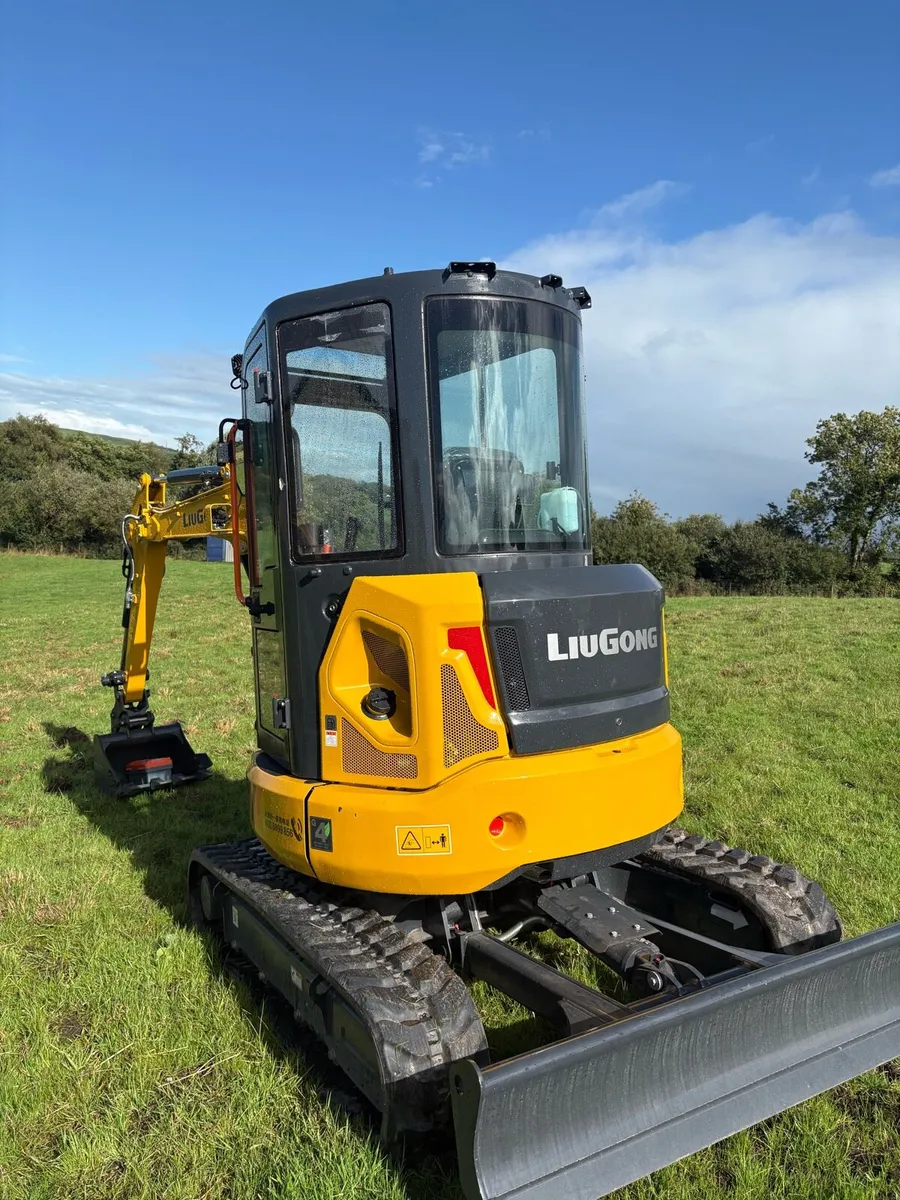 Liugong 9035F ZTS - Image 3