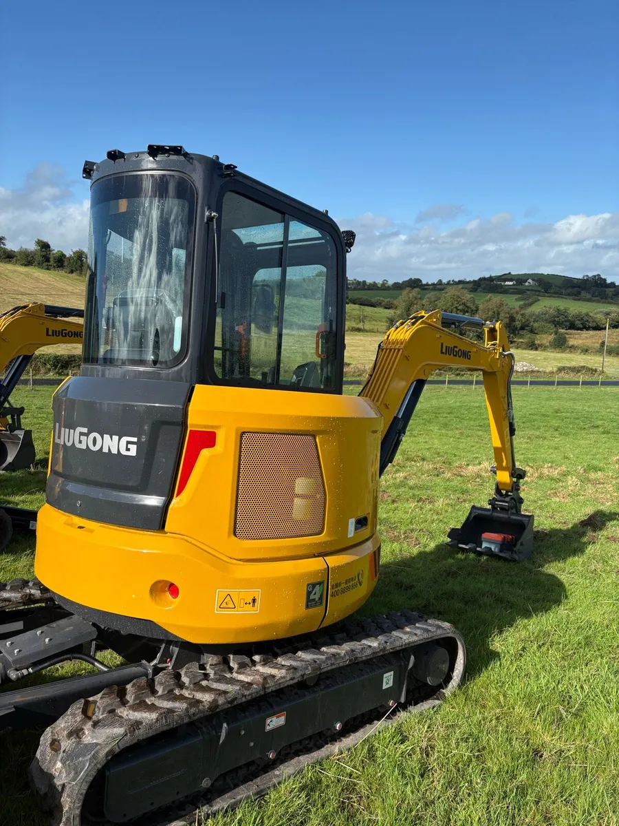 Liugong 9035F ZTS - Image 4