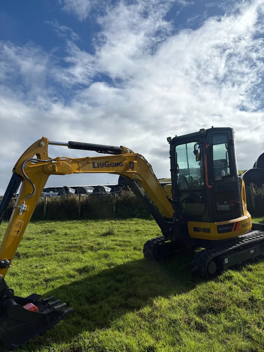Liugong 9035F ZTS - Image 1