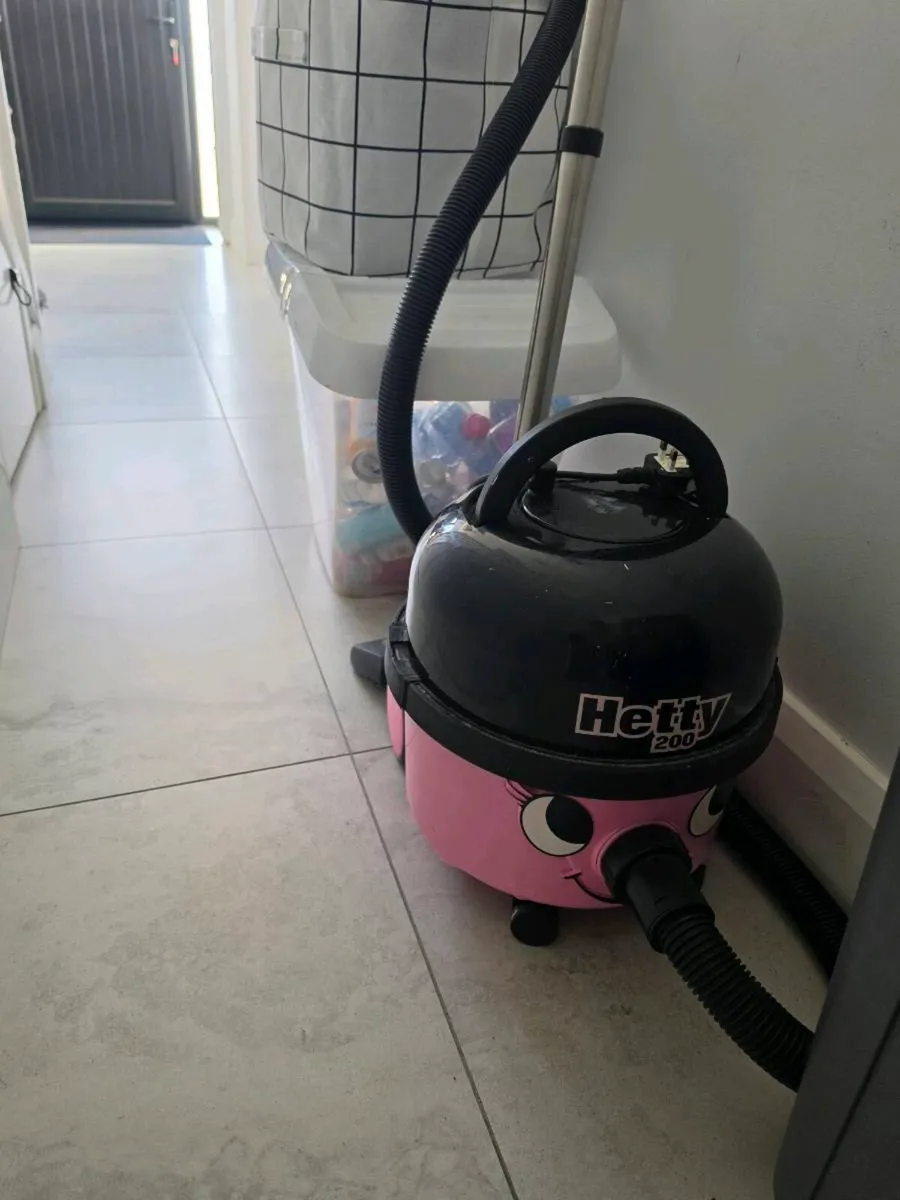 Henry or Hetty - Image 1
