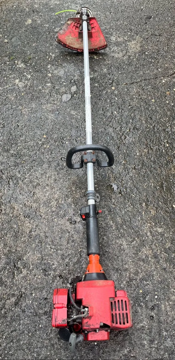 Oleo-Mac 727 C Petrol Strimmer - Image 1