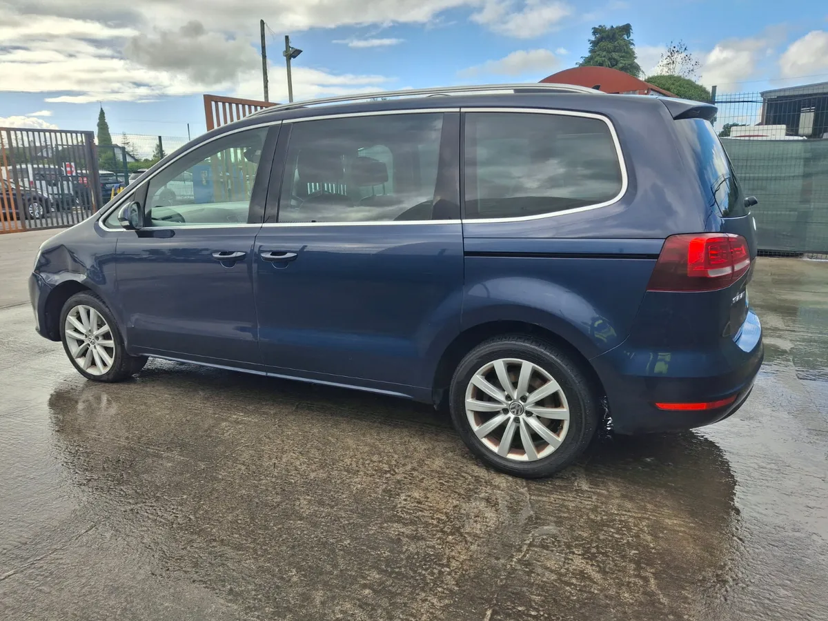 162 Volkswagen Sharan  7 seater  2.0 TDi - Image 4