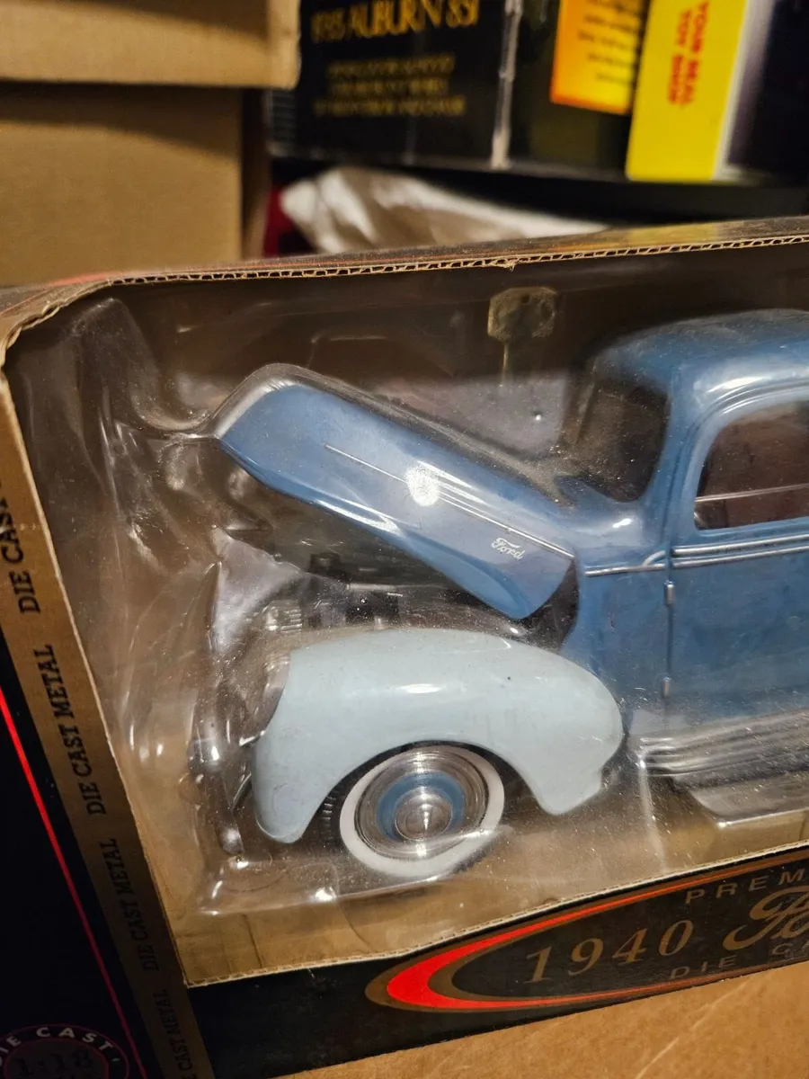 Corgi Ford Replica Truck - Image 2