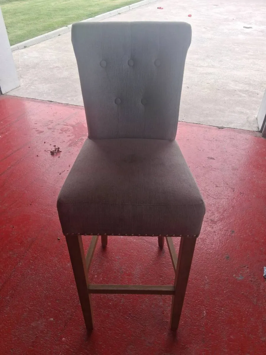 Island chair x3 - Image 4