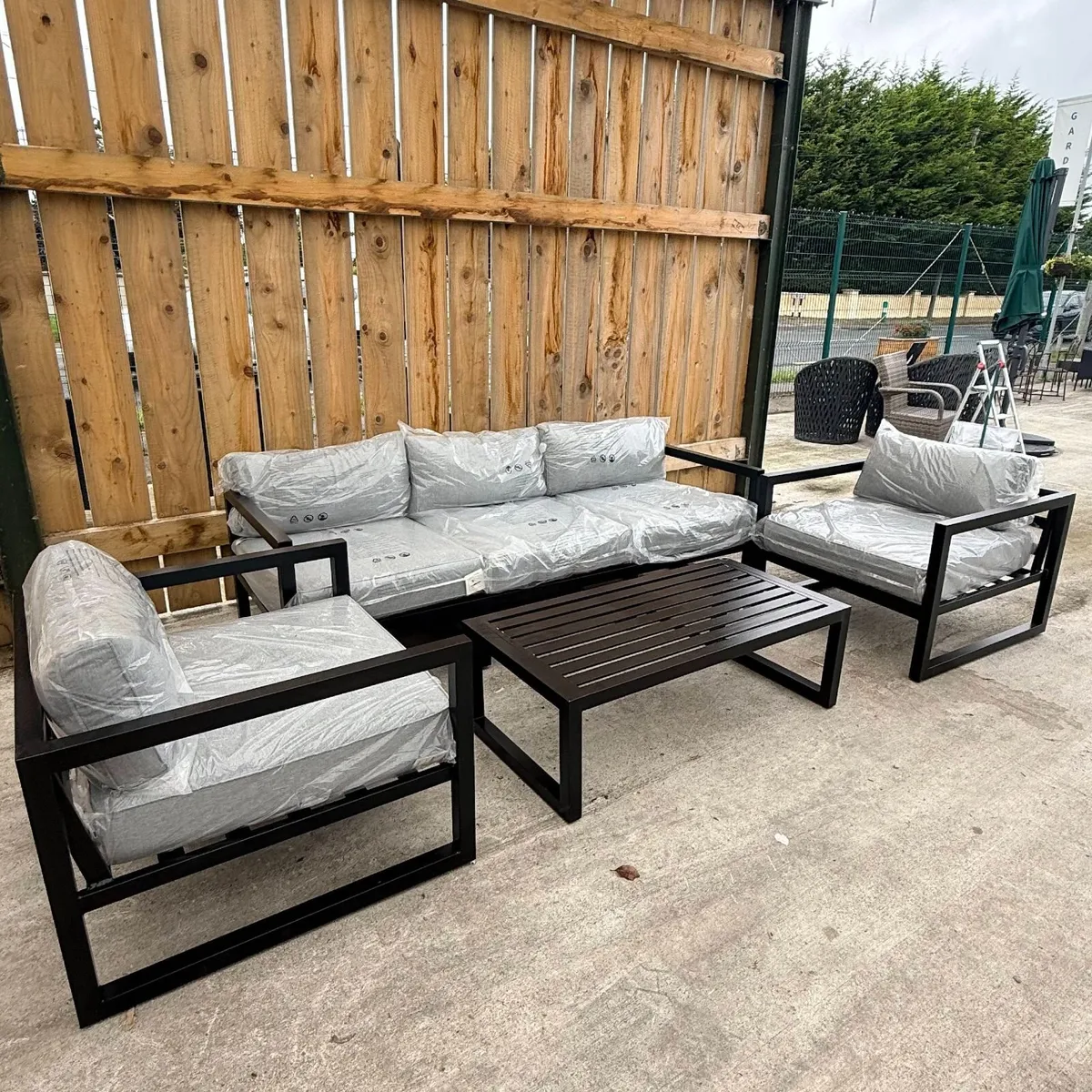 Outdoor Garden Furniture - Image 4