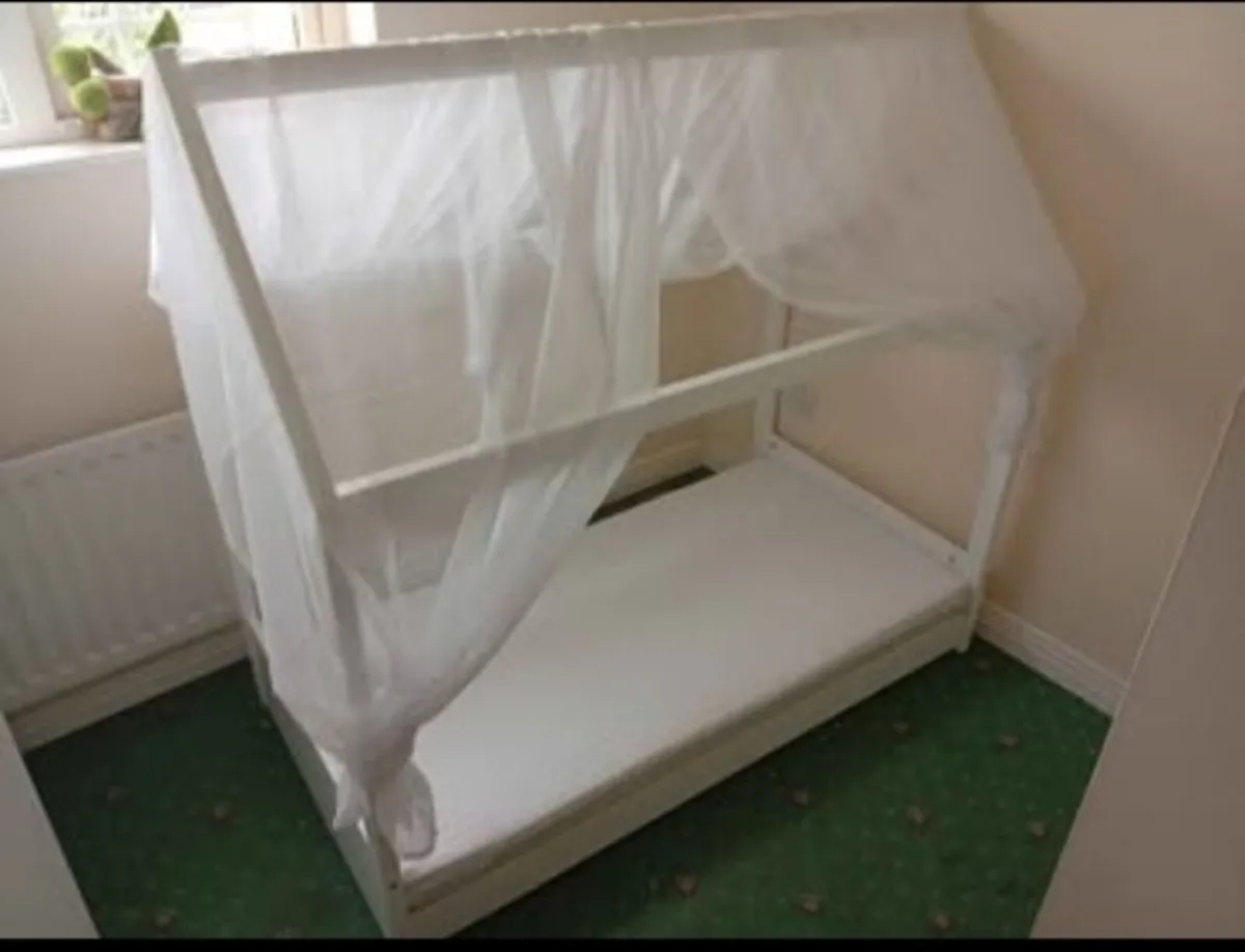 Children's house floor bed - Image 1