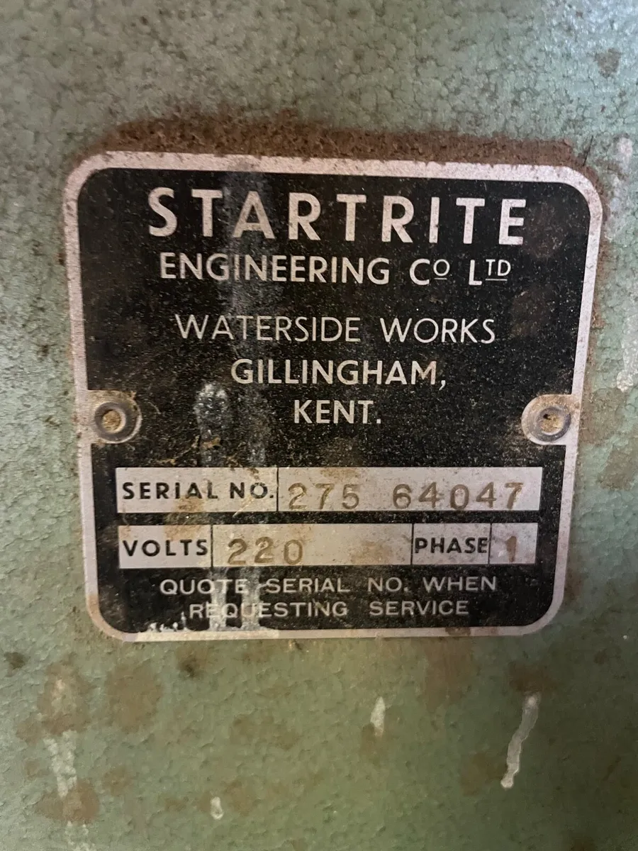 Startrite tilt arbor table/ bench saw - Image 3