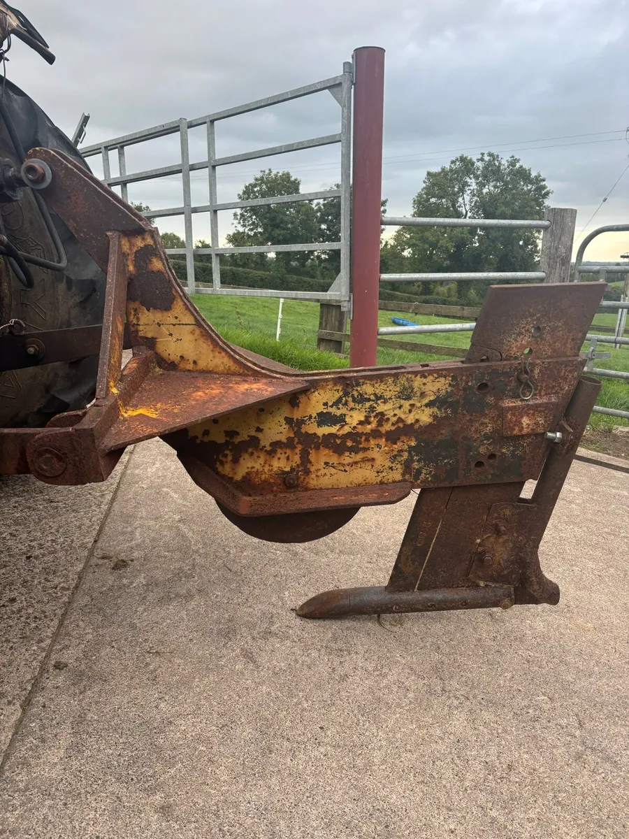 Mole plough, pipe layer - Image 1