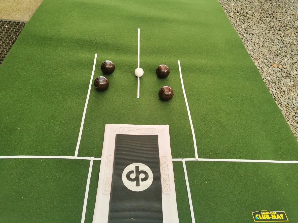 DRAKES PRIDE. !!!! CARPET MAT. BOWLS.. - Image 3