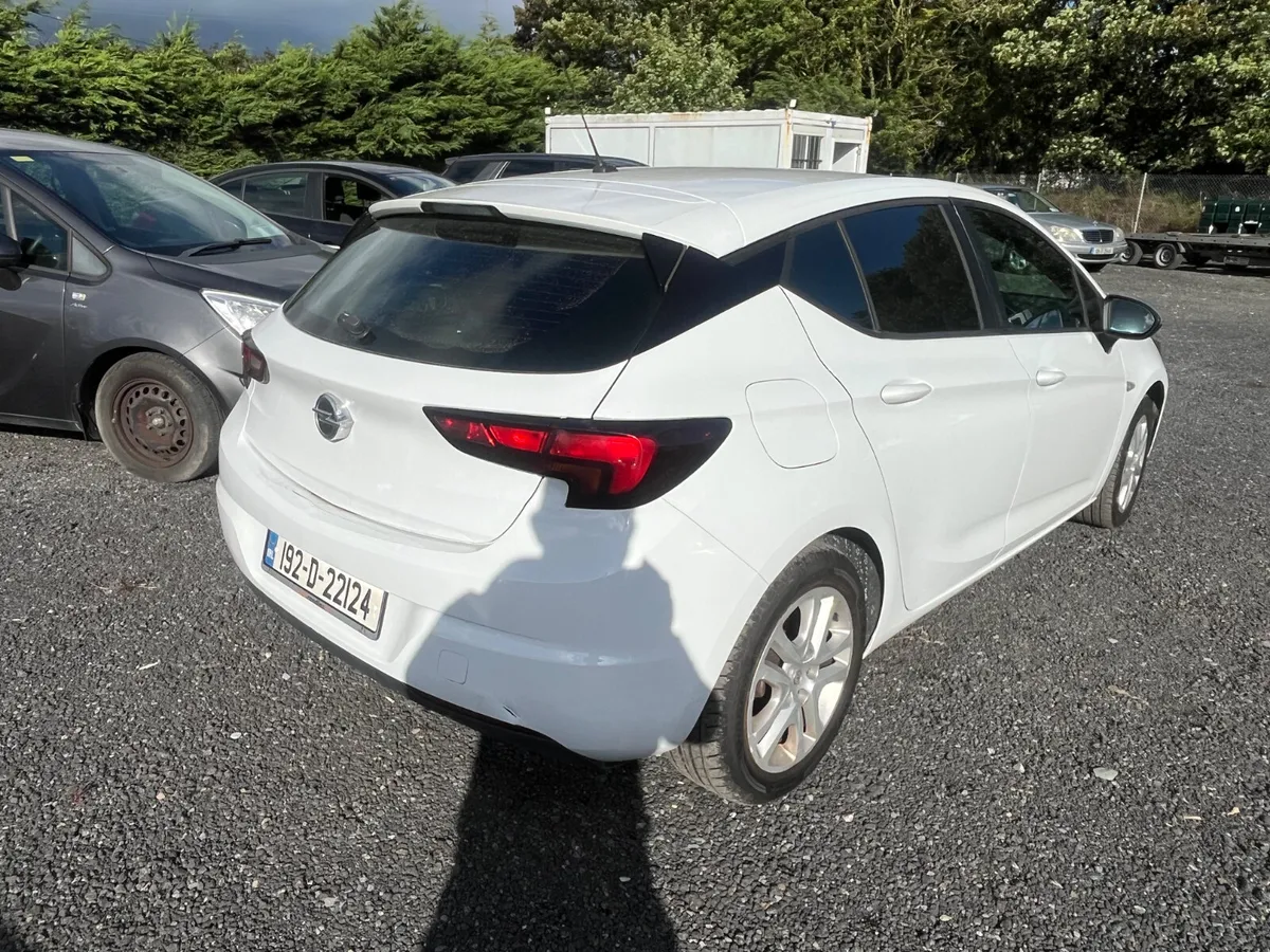 Opel Astra Van 2019 - Image 2