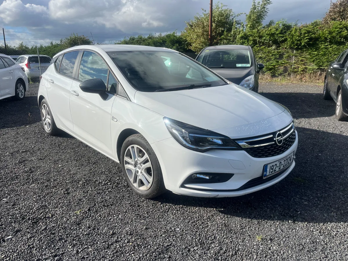Opel Astra Van 2019 - Image 1
