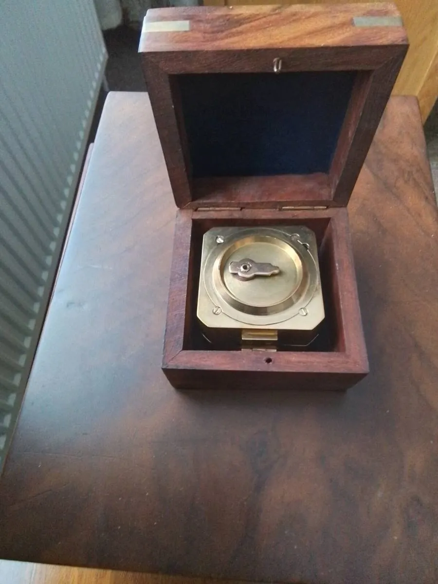 Brunton surveying compass - Image 1
