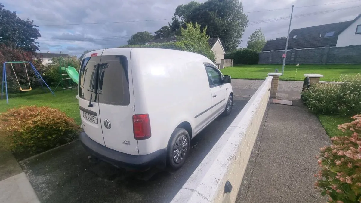 Volkswagon Caddy - Image 4