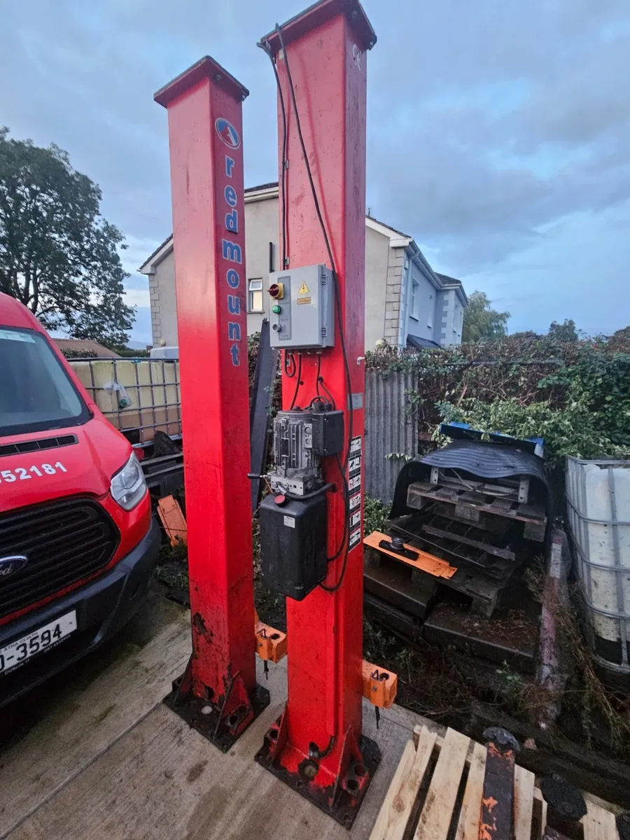 2 POST LIFT - Image 3