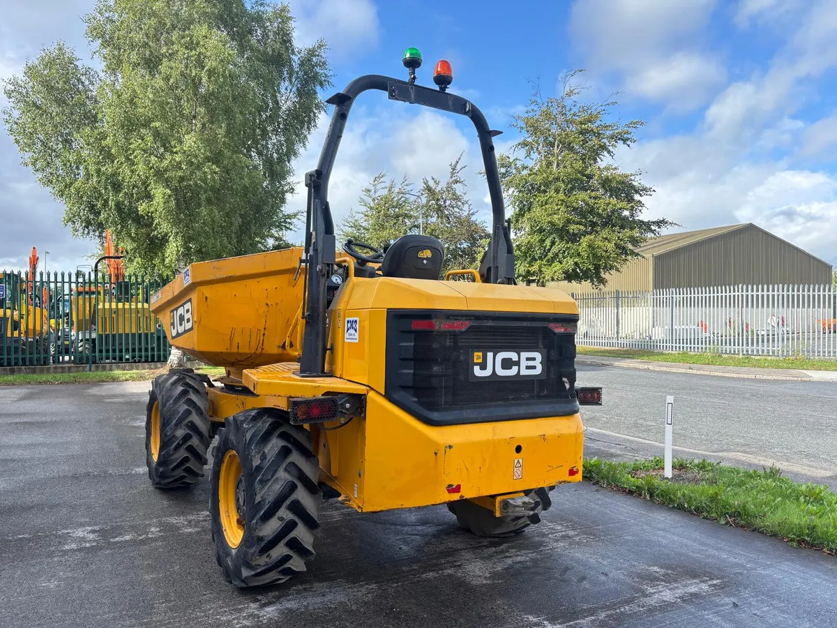 2019 JCB 6 Ton Swivel Dumper - Image 4