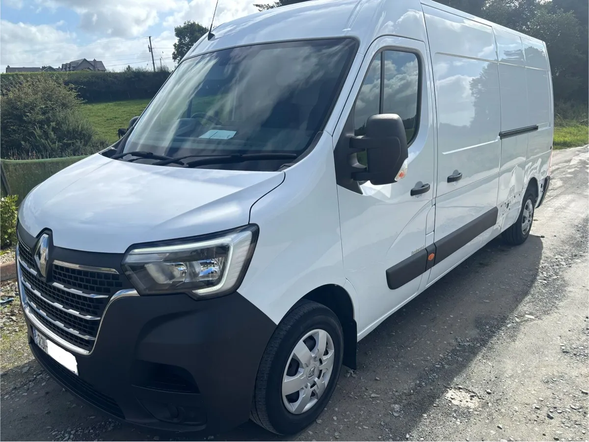 231 Renault Master 2023 Business Plus - Image 2