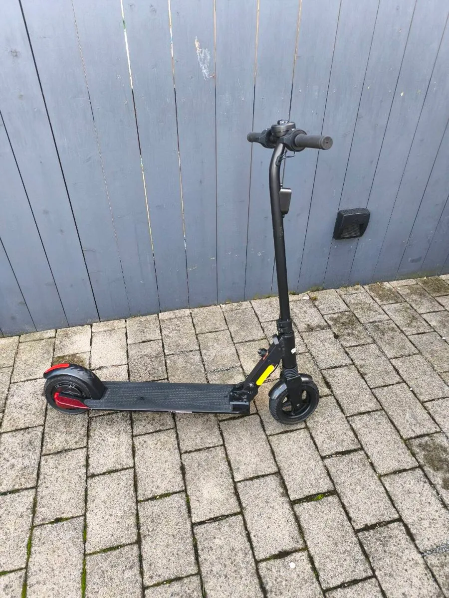 Electric scooter - Image 1