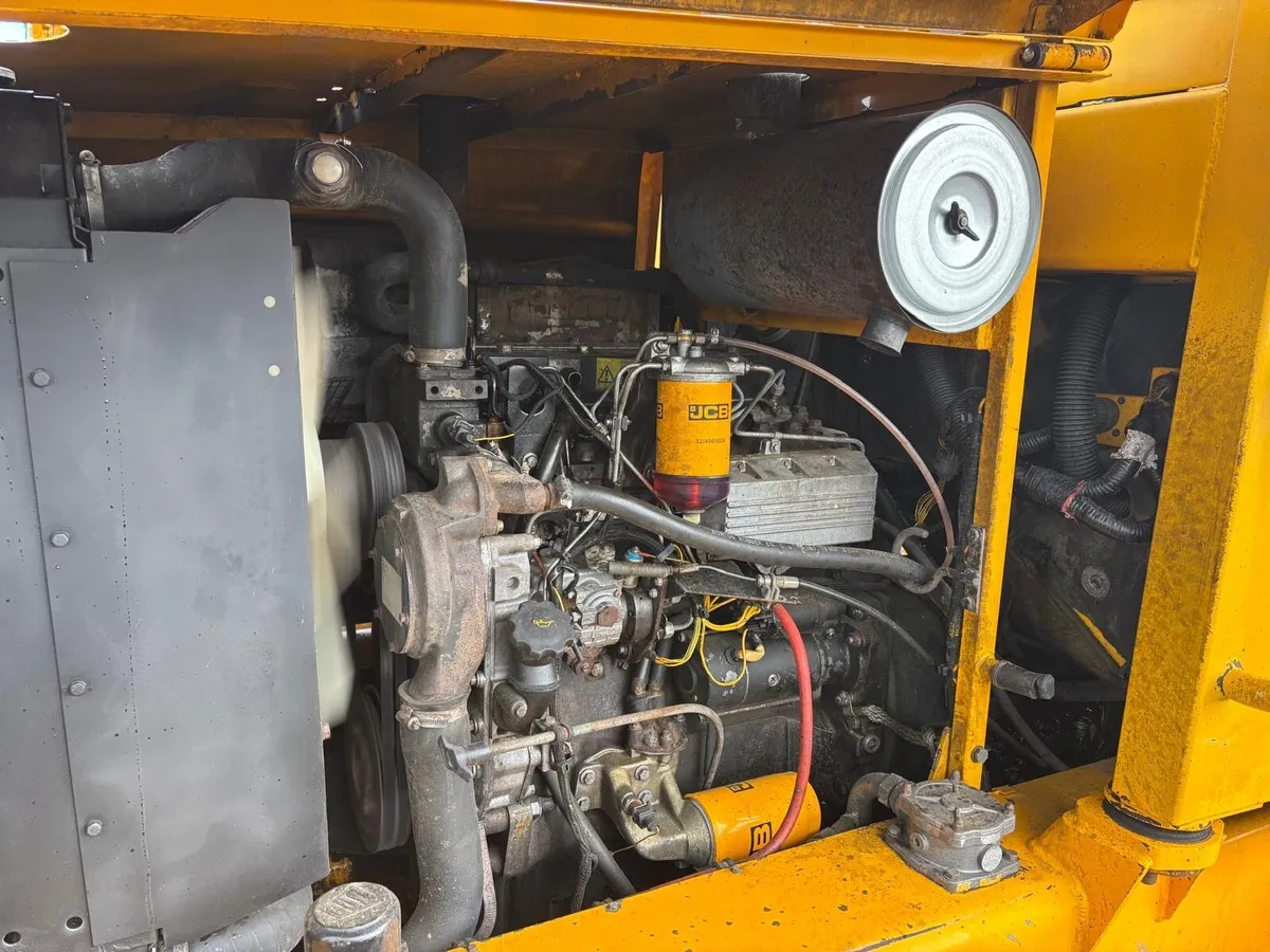 1995 JCB 412s Farm Master - Image 4