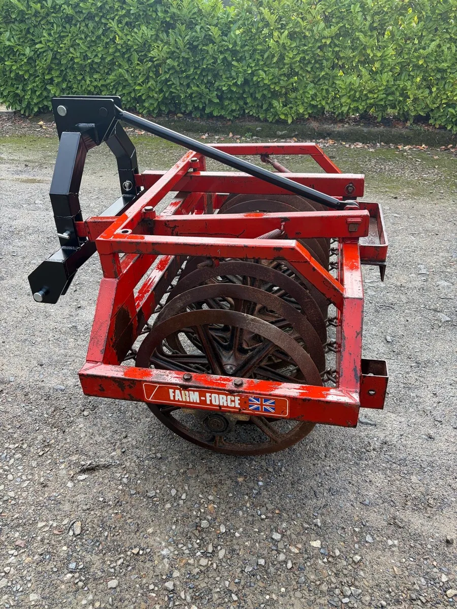 Farmforce 1.5m front press - Image 3