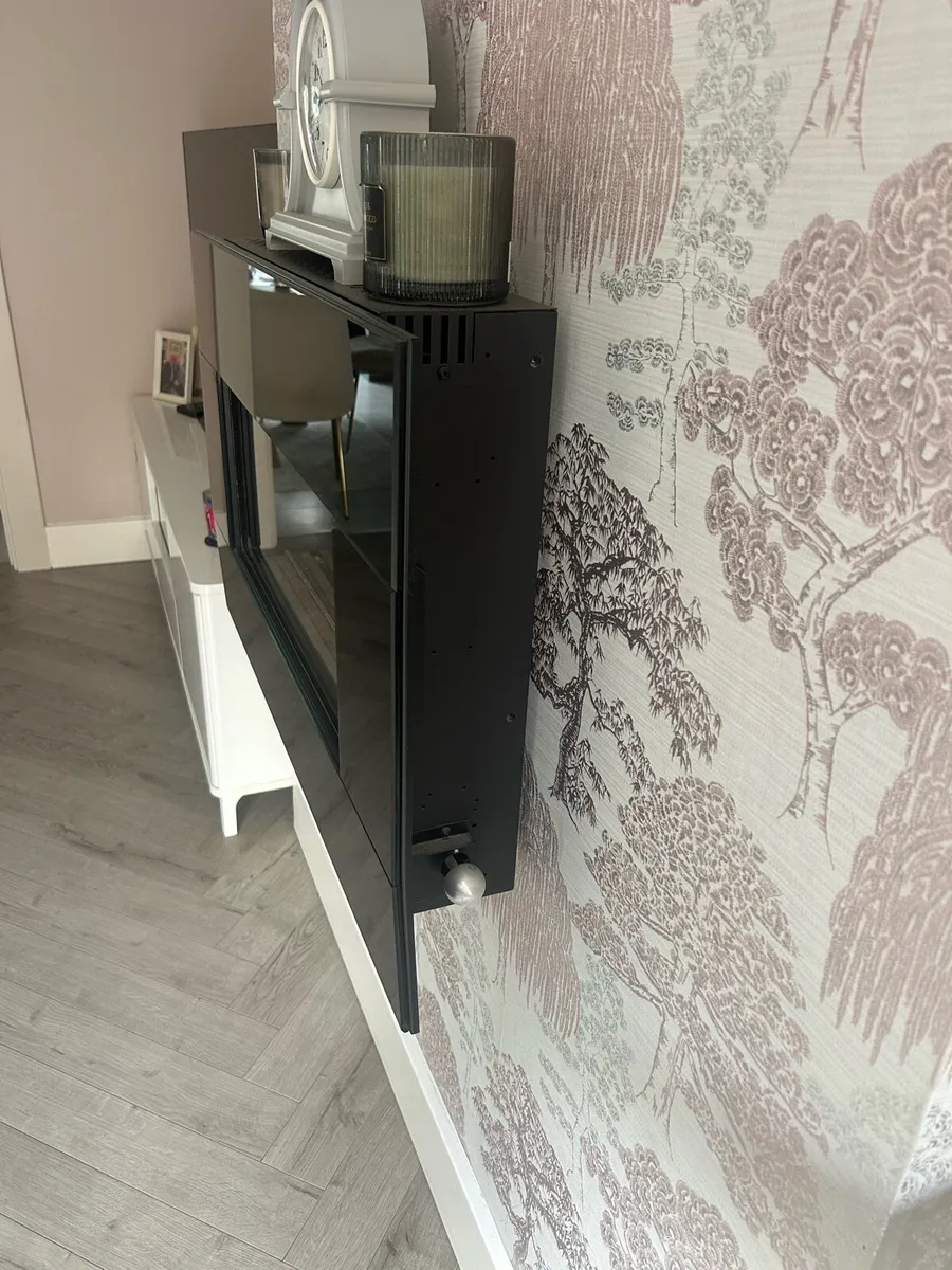 Gas fire - Image 2